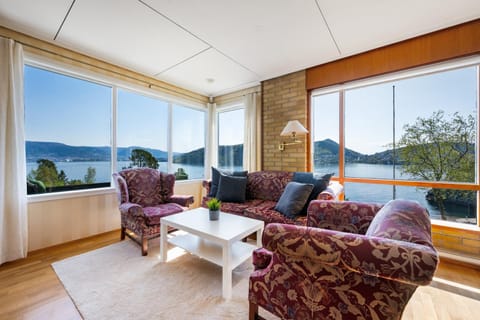 View (from property/room), Living room, Seating area, Mountain view, Sea view