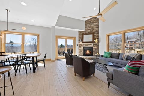 Gorgeous New Build Whiteface Club Resort Villa in Adirondack Mountains