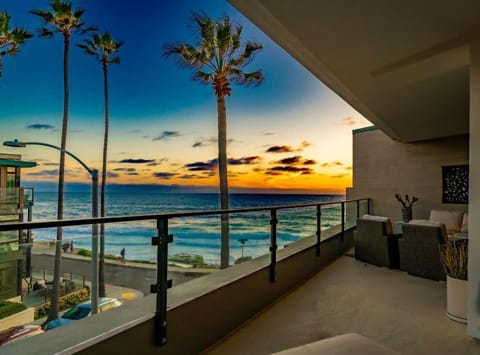 Beachside Paradise in Windansea House in La Jolla