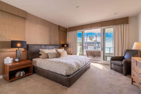 Beachside Paradise in Windansea House in La Jolla