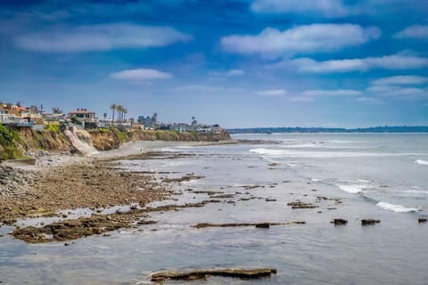 Perched Ocean Paradise House in La Jolla