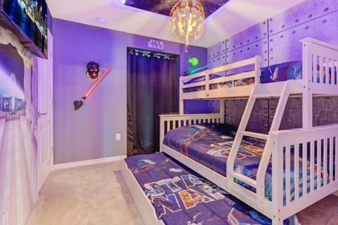 Cozy home with themed bedrooms in magical resort | Four Corners ...