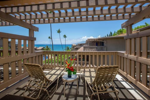 Oceanfront & ac! ks d9 - Sullivan Properties House in Kapalua