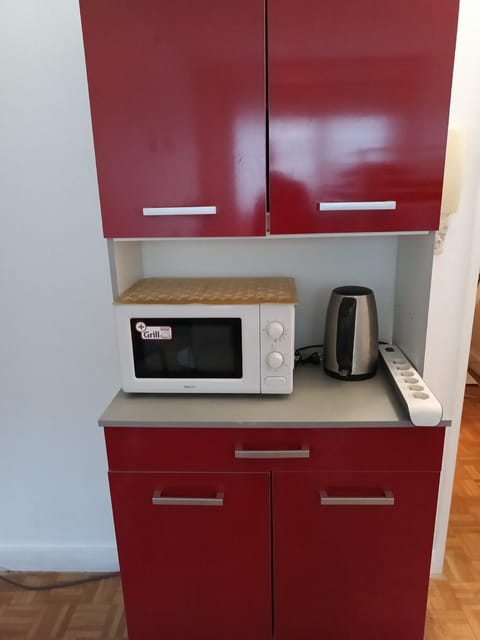 La Défense Dauphins Apartment in Puteaux