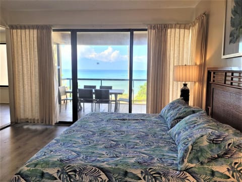 Oceanfront Corner - sk237 - Sullivan Properties House in Napili-Honokowai