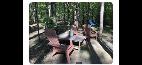 Green door cabin Campingplatz /
Wohnmobil-Resort in Kawartha Lakes