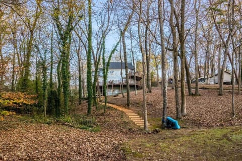 Natural landscape, Garden view, Lake view