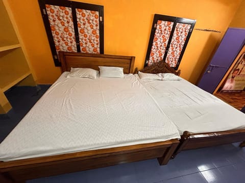 OYO Home Sandhya Homestay Condo in Puri