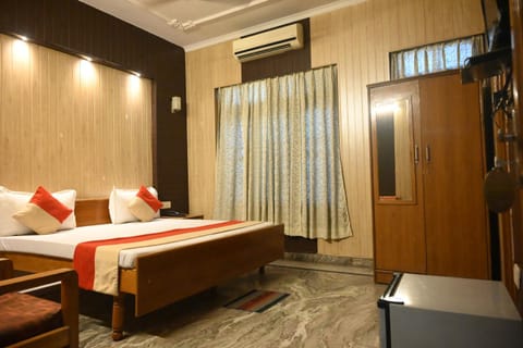 Hotel Uniyal Residency Hotel in Dehradun