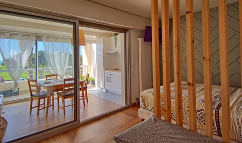 Dining area, Bedroom