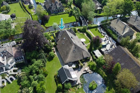 Property building, Bird's eye view