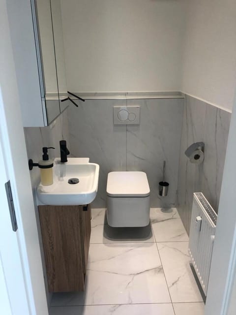 Oftersheim/Schwetzingen Kick Appartament Apartment in Heidelberg