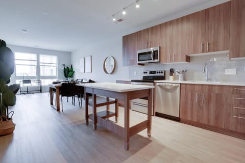 Exquisite One-Bedroom Apartment in Alexandria Apartamento in Belle Haven