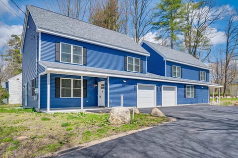 New Hampshire Abode with Mountain Views, Near Skiing Casa in Tamworth