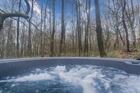 Day, Natural landscape, Hot Tub