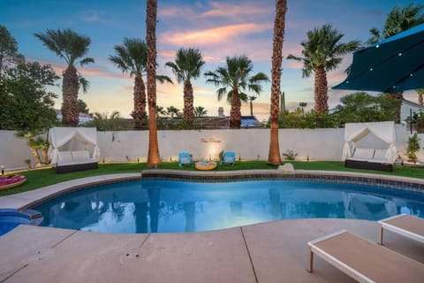 Luxury Palms Resort Villa in Palm Springs