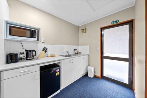 Coffee/tea facilities, Kitchen or kitchenette, pet friendly, toaster