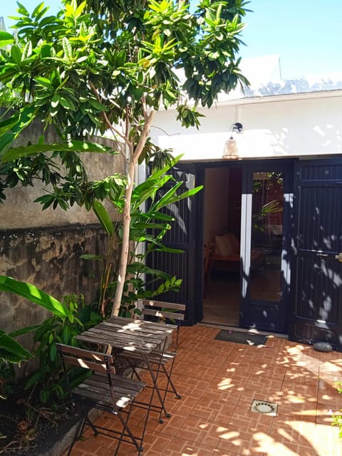 Patio, Garden, Balcony/Terrace