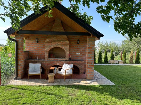 Garden, Seating area