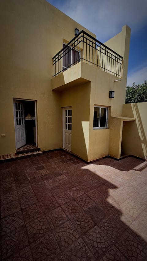 Patio, Inner courtyard view