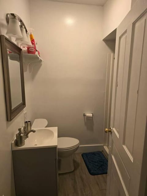 Toilet, Bathroom