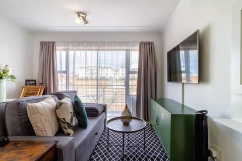 One Bedroom Urban Sanctuary with Power Backup and FREE Gym Apartment in Sandton