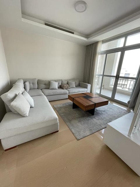 4 bedroom apartment in Cairo Festival city Apartment in New Cairo City