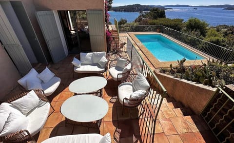 Villa Hyères Port du Niel vue mer Apartamento in Hyères