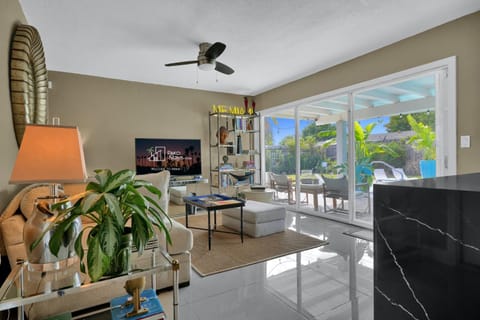 Dolce Vita Hideaway Pool House by Pako Stays Villa in North Miami Beach