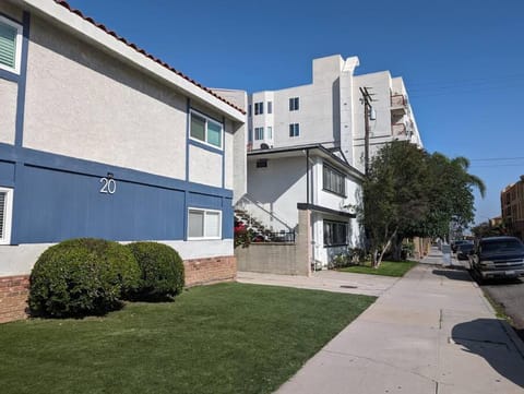 Studio in Alhambra Condominio in Alhambra