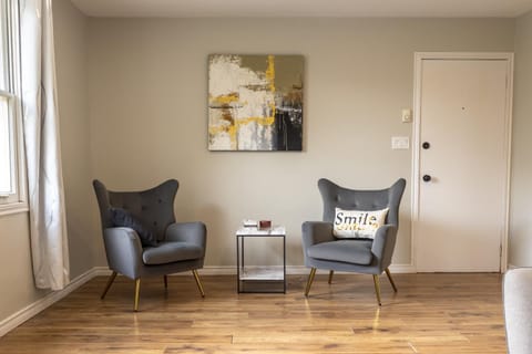 Graceful Suites Apartment in Kemptville