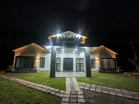 Property building, Night