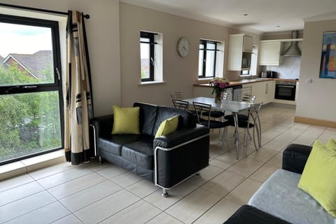 Cúirt na Coiribe Self Catering Hostel in Galway