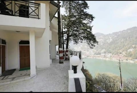 Lake View Home Stay Nainital Uttarakhand Condo in Uttarakhand