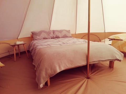 LetzGlamp Luxury tent in East Dorset District