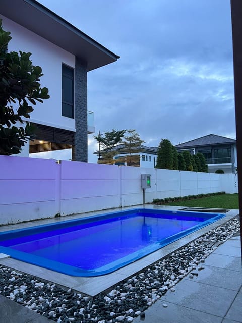 Preety Dara - Villa Daddy Vacation rental in Johor Bahru