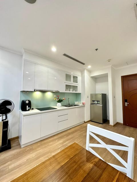 Lynhzz Housing-VinhomesTimes City- 2 BR-P10 Apartment in Hanoi