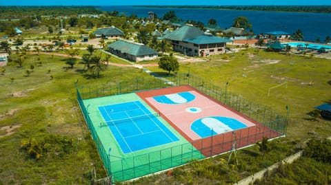 Tennis court