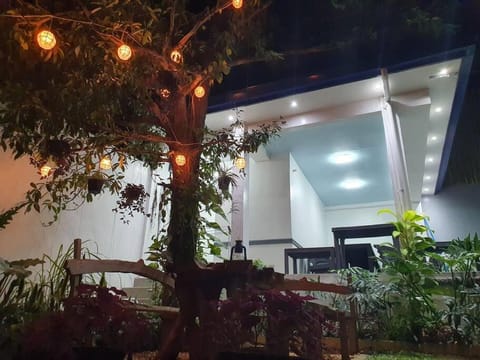 Dielle's Garden, a family staycation home Apartment in Muntinlupa