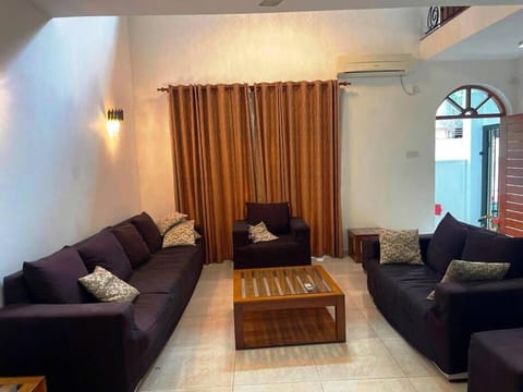 Standalone House 5Bed 3Wash House in Colombo