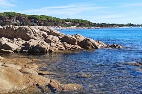 VILLA PIETRAMARINA CALA LIBEROTTO appartamento 4 posti Apartamento in Cala Liberotto