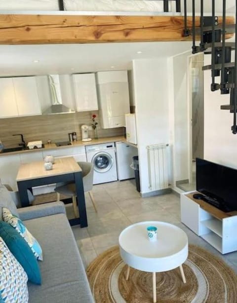 Studio de charme avec piscine Apartment in Mouans-Sartoux