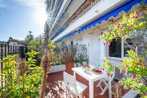 L'Oiseau Bleu - Terrasse - Parking - Climatisation Apartment in Roquebrune-Cap-Martin