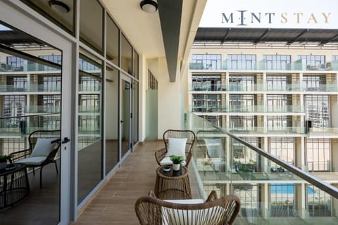 Oasis 2, Masdar City, Abu Dhabi - Mint Stay Apartment in Abu Dhabi