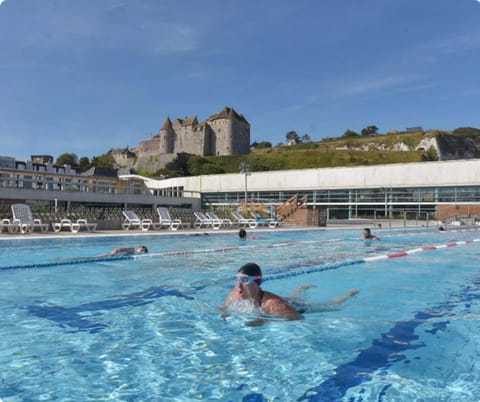 Hotel particulier 200m2 plein centre et plage - 2 à 25 personnes Villa in Dieppe