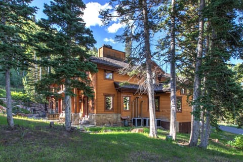 White Pine 129 by Moose Management House in Wasatch County