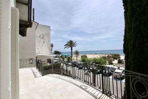 Can Miracle Beach Villa Villa in Maresme