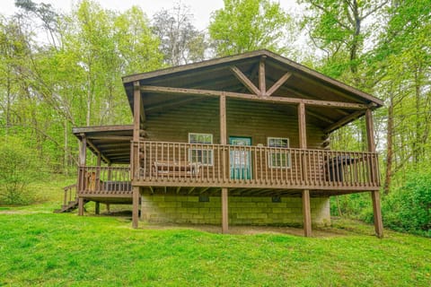 Blue Rose Cabins - Rosebud Cabin Casa in Falls Township