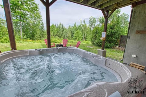 Le Chinook Chalet - Confort et Spa Chalet in Baie-Saint-Paul