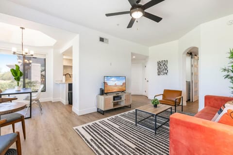 2BR CozySuites at Kierland Commons with pool #07 Appartamento in Kierland